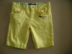 Klik hier om een vergroting van deze - Leuke vinrose korte broek, shorts - te bekijken!
